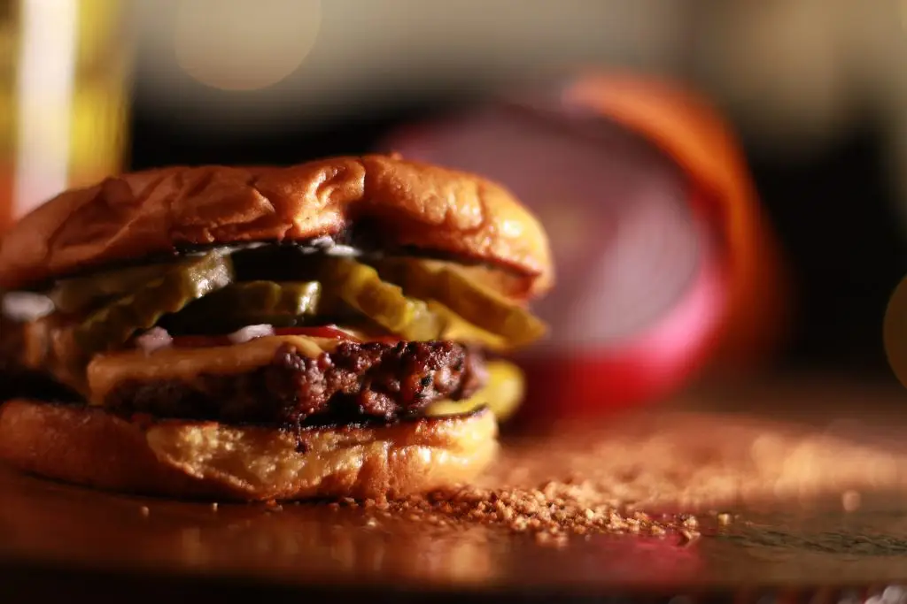 bacon cheeseburger